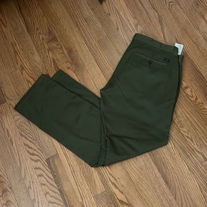 Men’s Billabong Carter Stretch chinos.  Military green.  Size 36.  Worn once